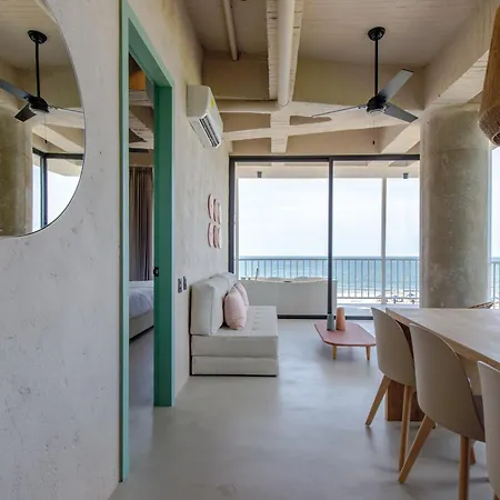 Bondo Hometel Aparthotel 4*