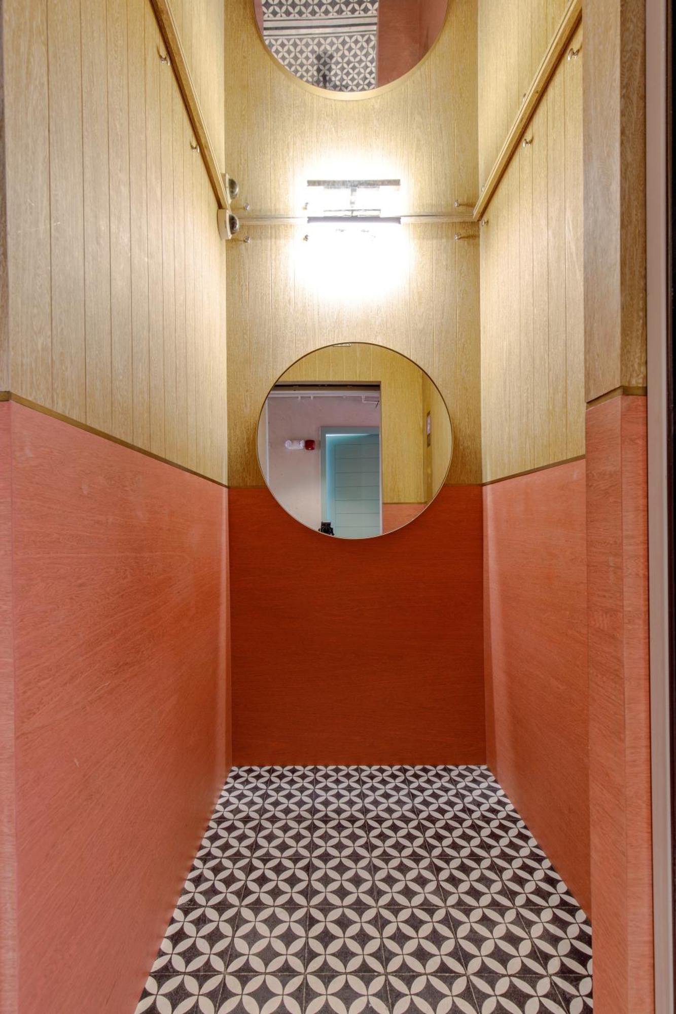 Bondo Estudio Apartahotel 4*