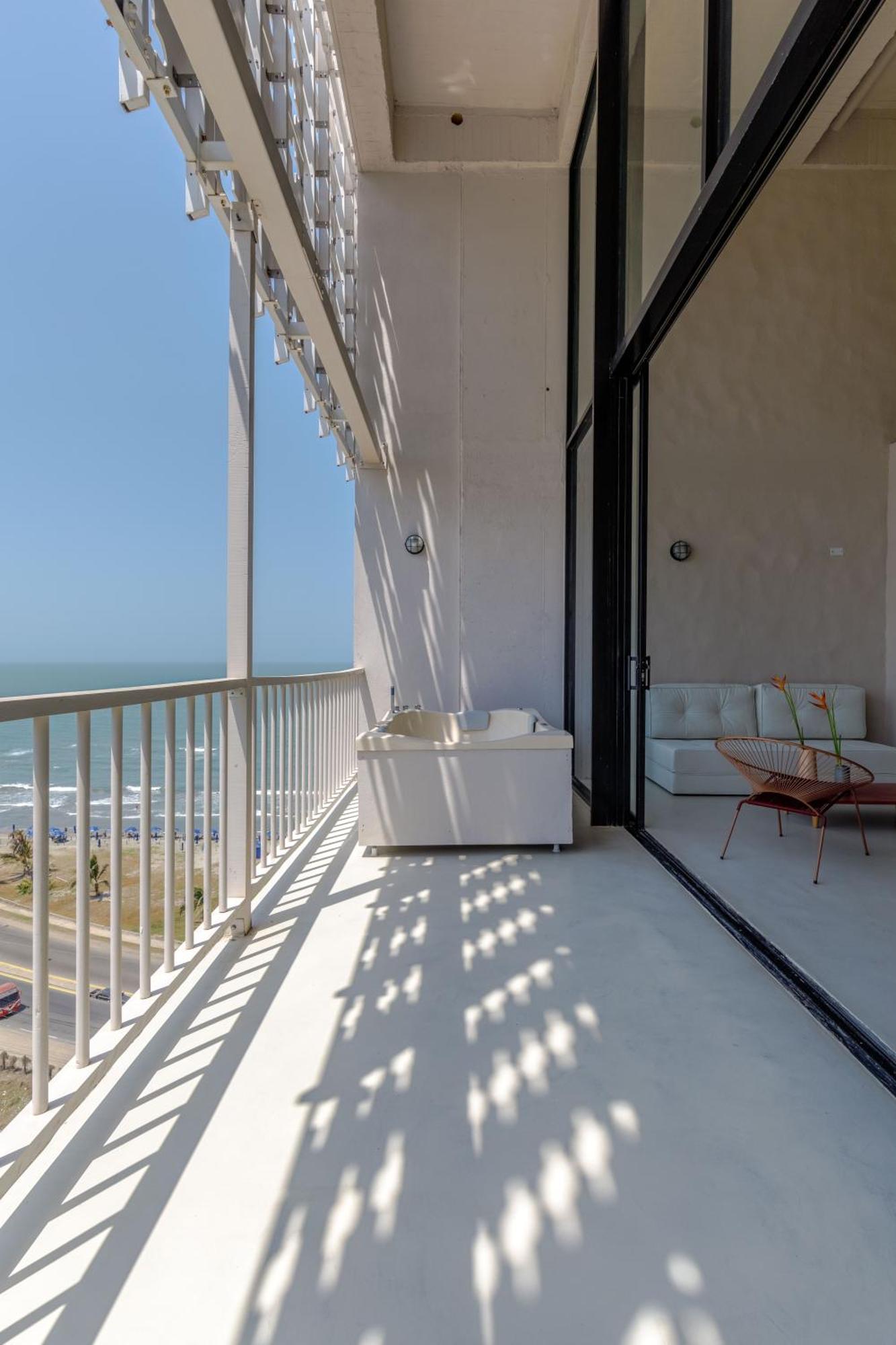 Bondo Estudio Apartahotel 4*
