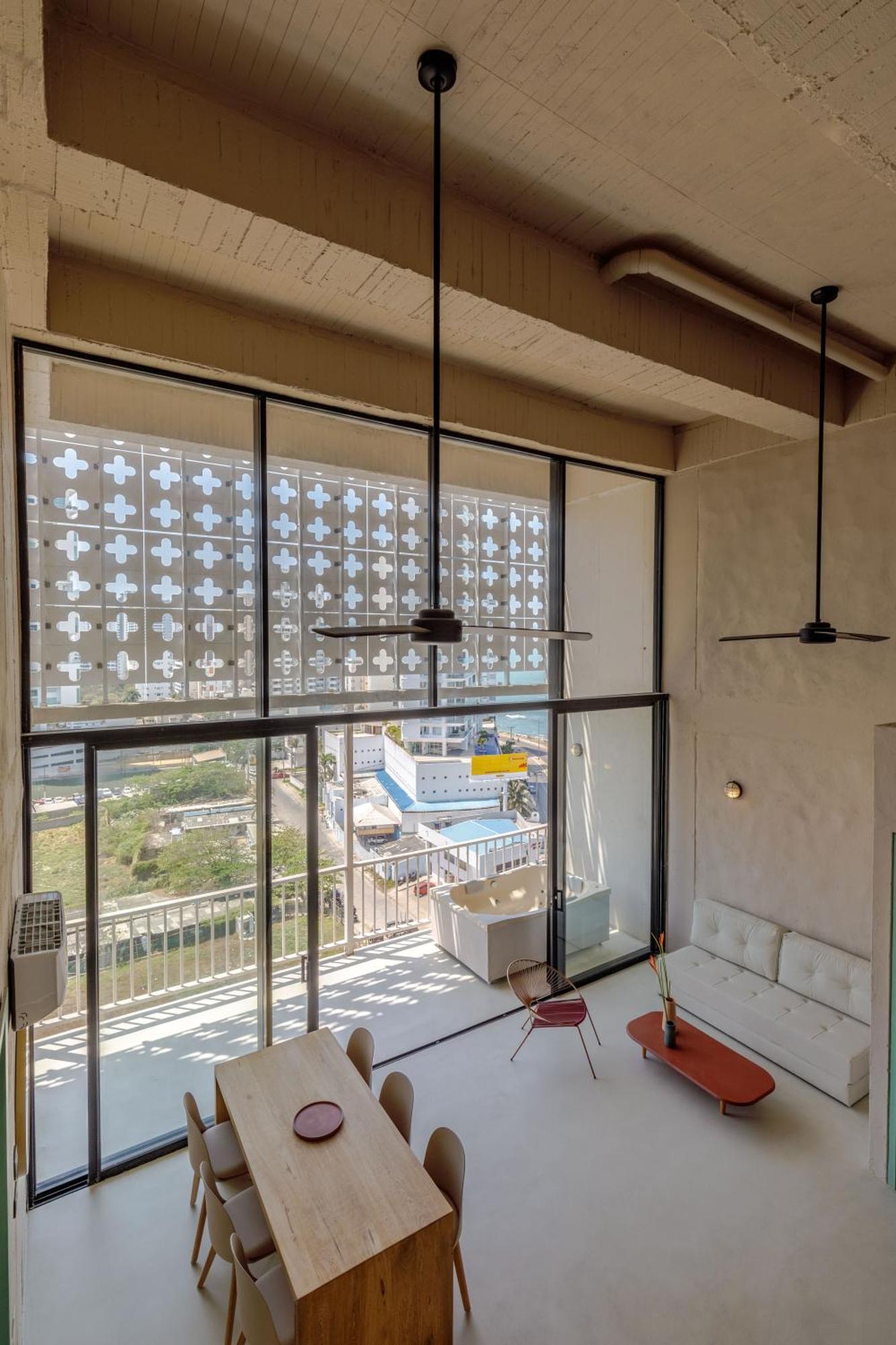 Bondo Estudio Apartahotel